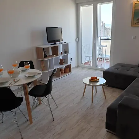 Ana Apartment