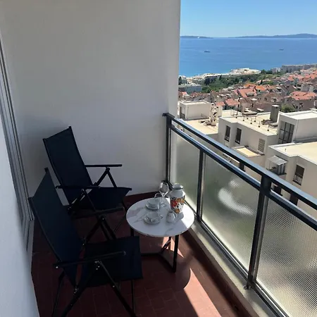 Ana Apartment